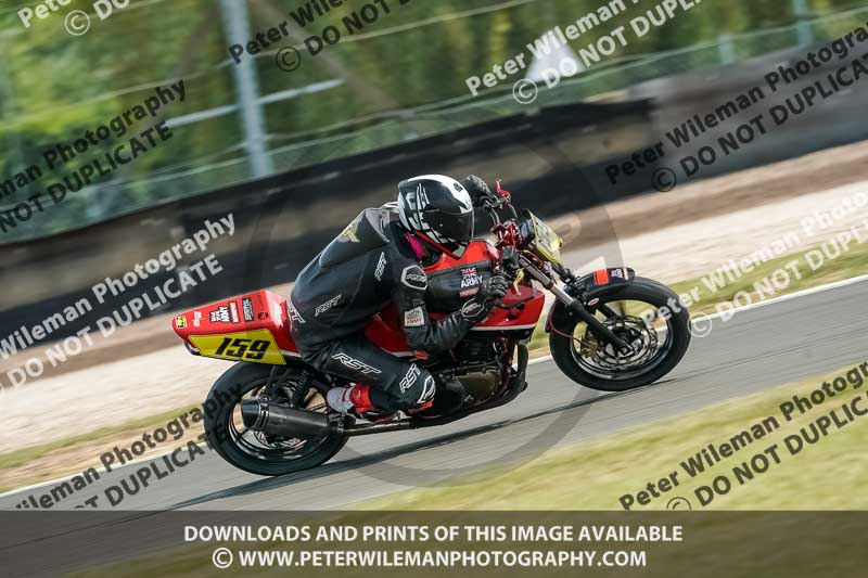 donington no limits trackday;donington park photographs;donington trackday photographs;no limits trackdays;peter wileman photography;trackday digital images;trackday photos